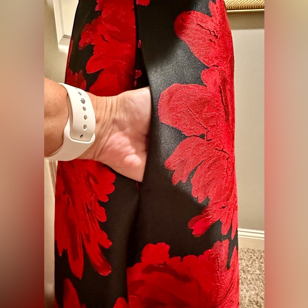 Adrianna Papell Red and Black One-Shoulder Floral Evening Dress w/POCKETS! - Picture 3 of 10